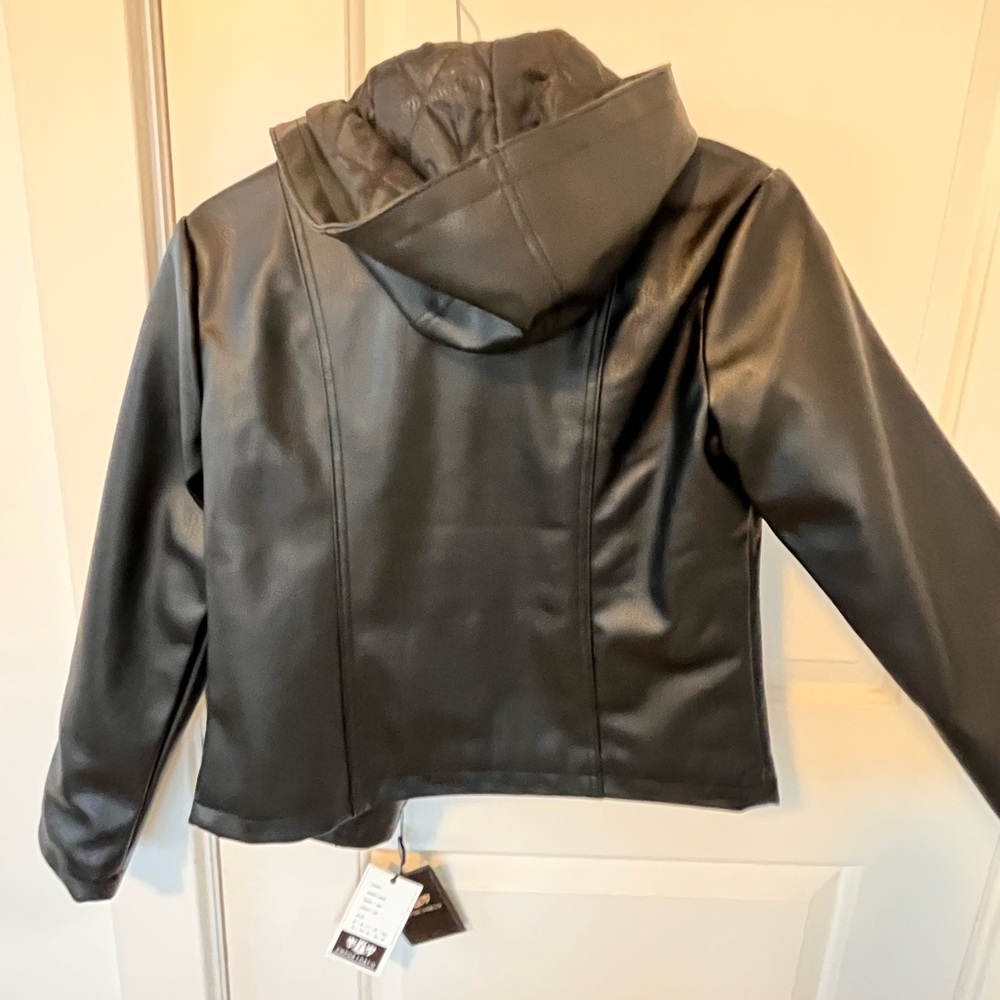 Brand new cropped designer woman’s leather jacket
